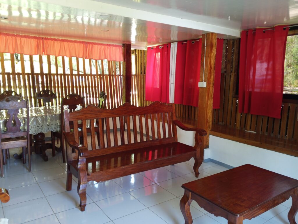 Inside House of Beach House I
